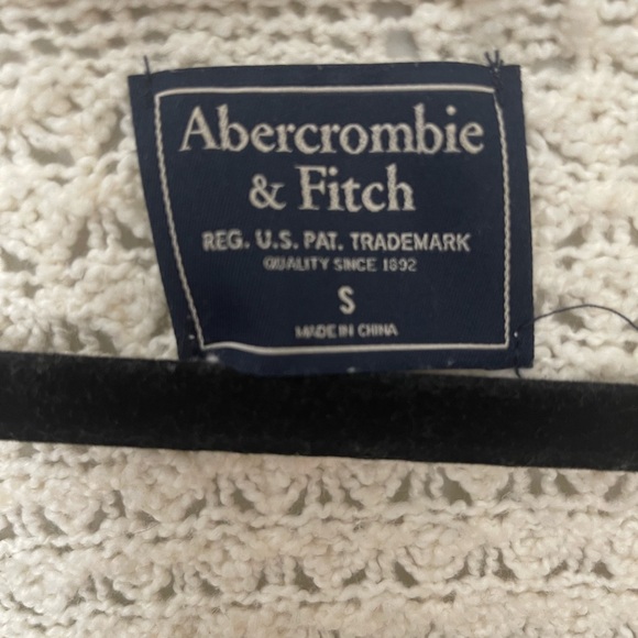 Abercrombie Sweater - Picture 2 of 3
